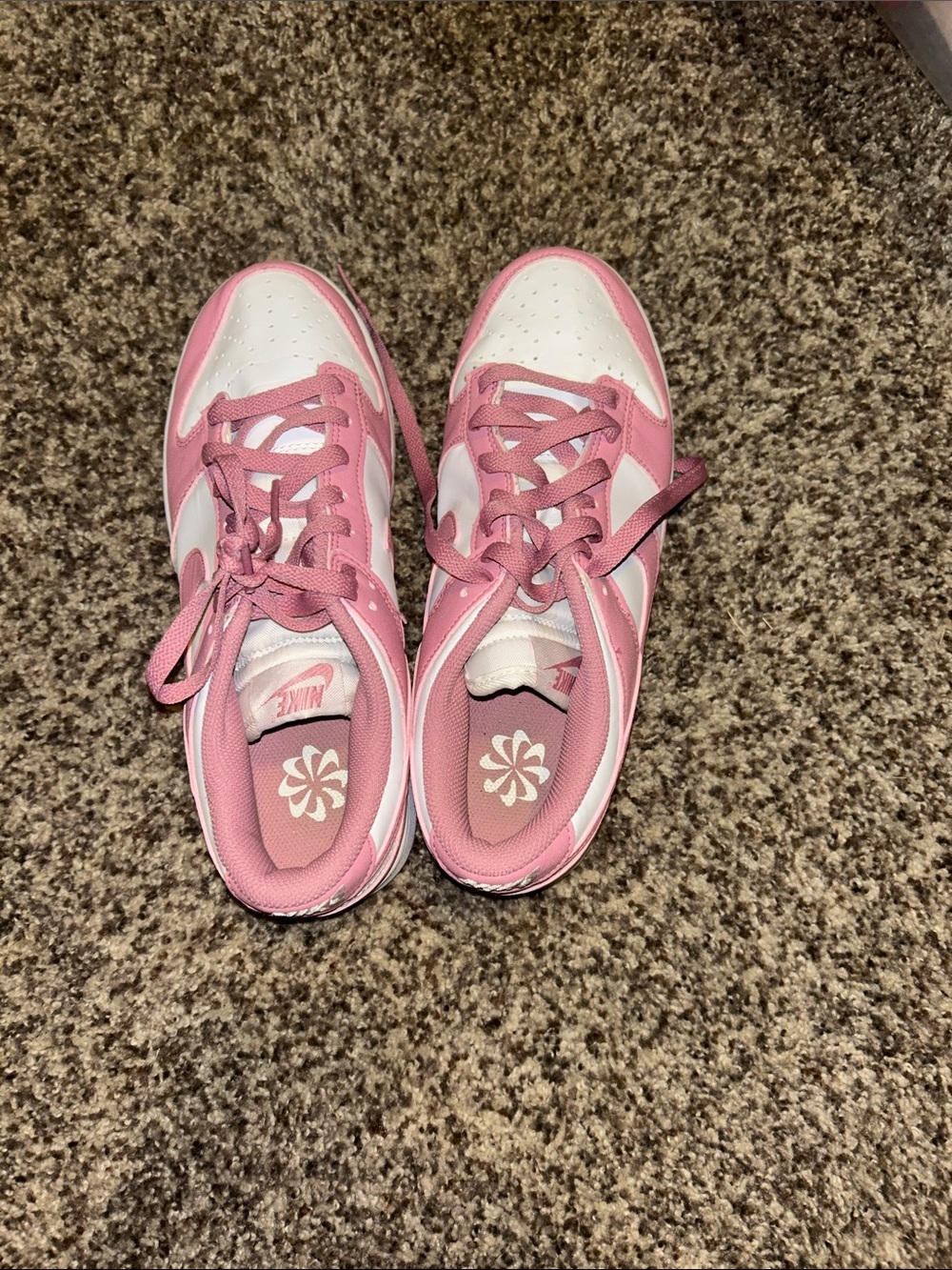 Nike Kids Pink and White Low-Top Sneakers